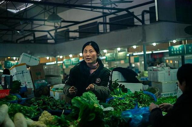 卖菜老板透露,买菜小技巧,轻松防猫腻,买的实惠又新鲜