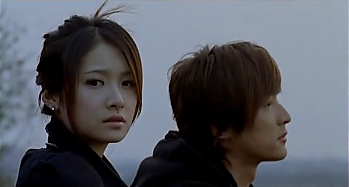 胡歌当年献唱《毒药》,友情出演mv,留下个帅美的自己