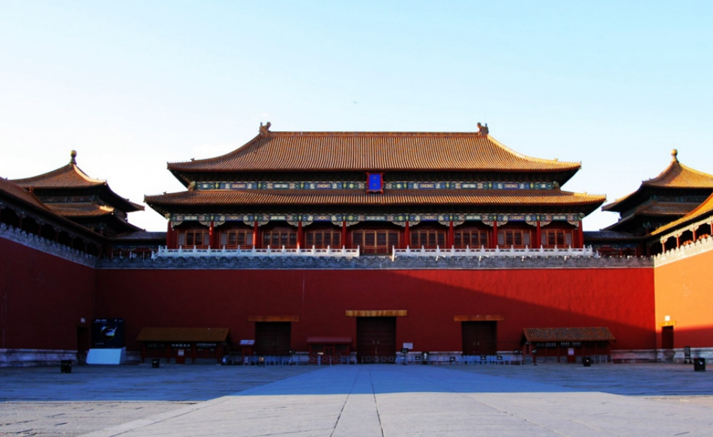 午门是故宫的正门,明清时期真的有推出午门斩首之事发生吗?