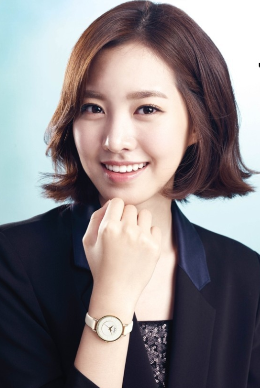 陈世妍:简约随性,精致优雅,魅力十足的小姐姐!