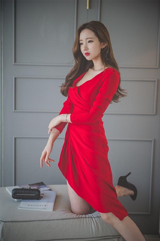 李妍静:妖娆魅惑,红粉佳人,倾国倾城