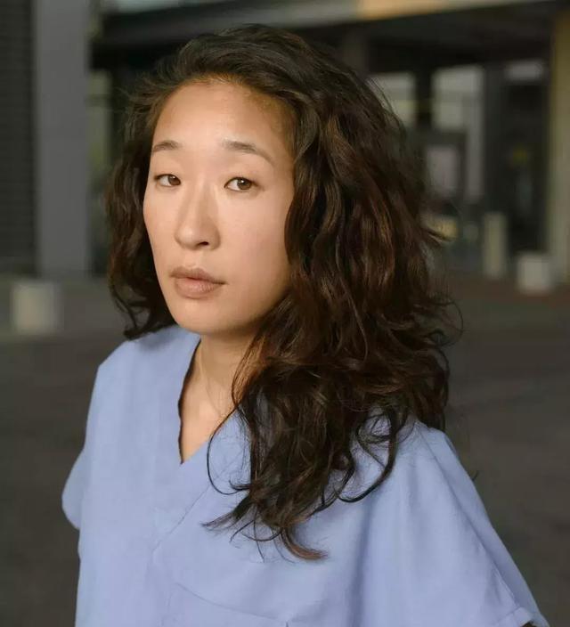 吴珊卓成首位亚裔视后,林永健为"失散多年妹妹"点赞!