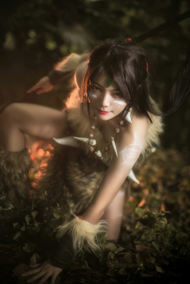 英雄联盟cos,丛林中的狂野女猎手