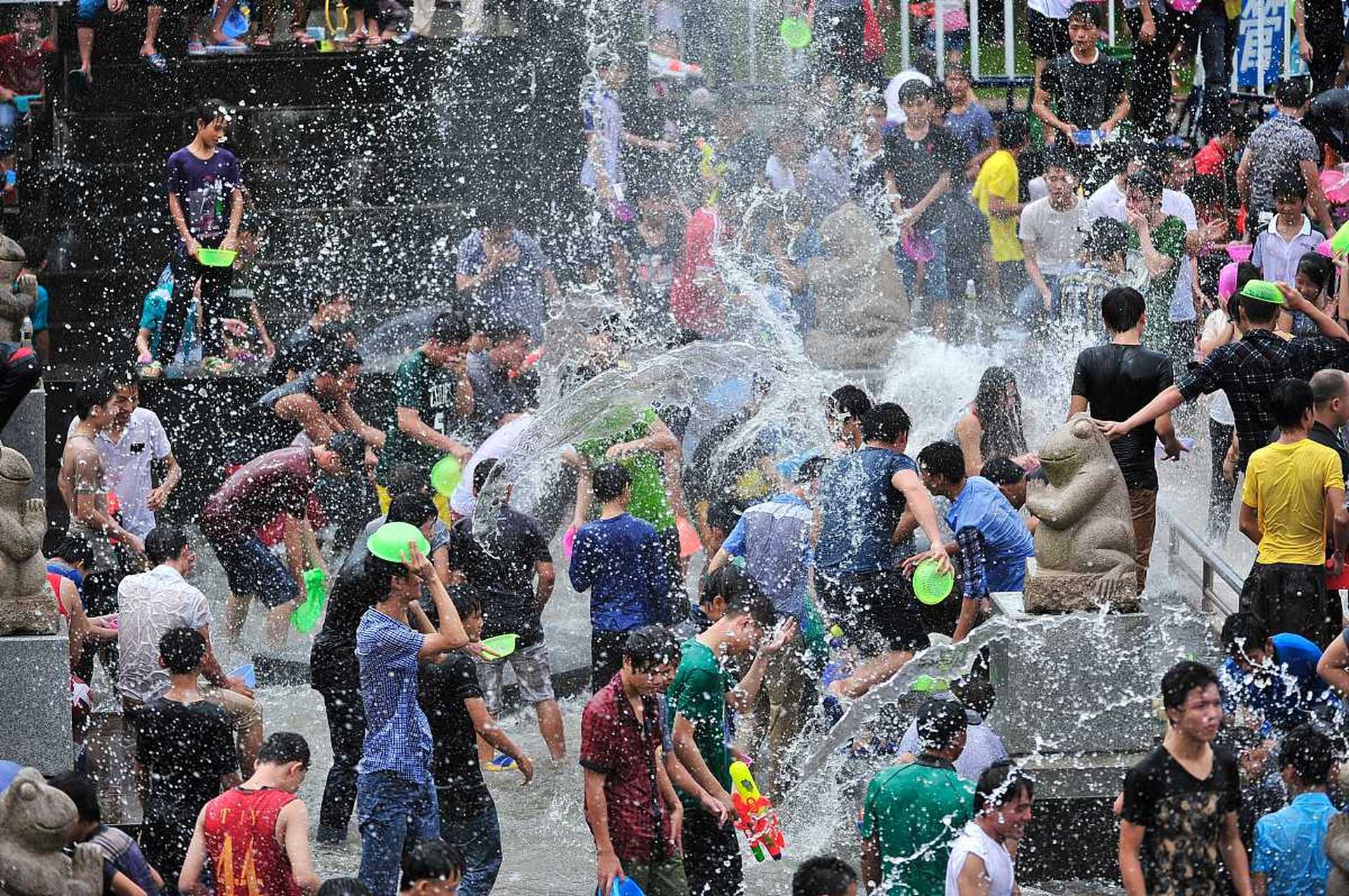 瑞丽通知泼水节可连休4天