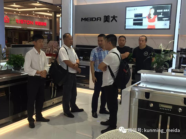 美大集成灶董事长夏鼎先生视察昆明,助力昆明美大集成灶