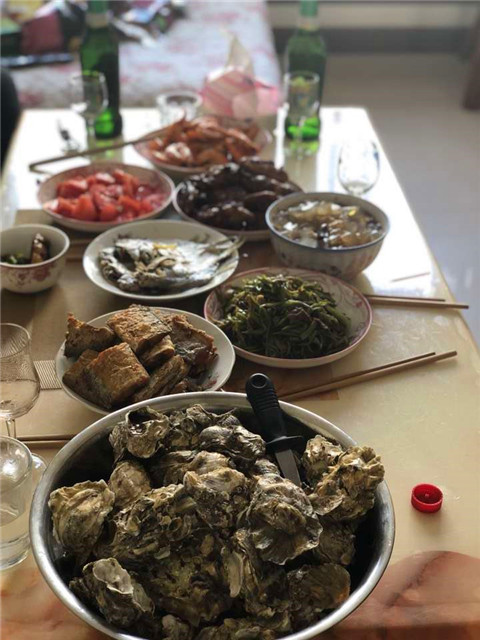 朋友圈年夜饭大赏!百般滋味,一席温情