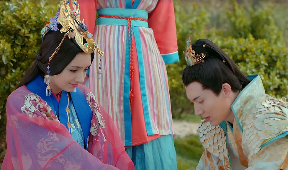 重耳传奇:齐姜女儿装与重耳相逢,网友:倒追该结束了!