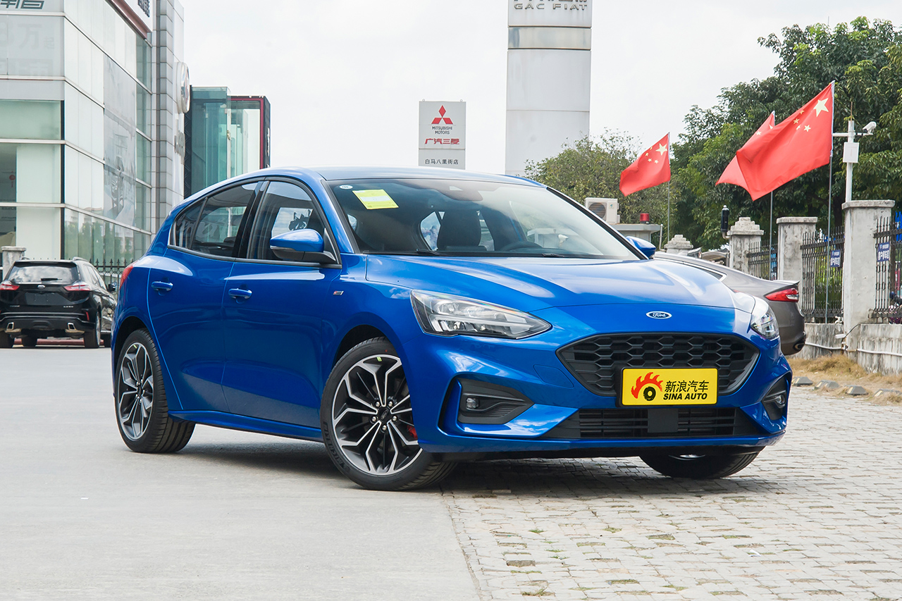 2020款福克斯两厢 st line ecoboost180