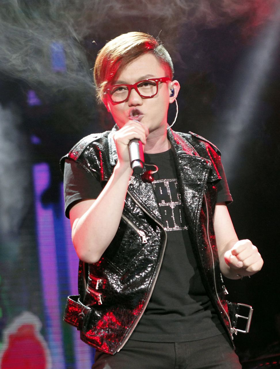 好声音学员杨灿为李玟发声,这是继王泽鹏后第二位正式为李玟发声的好