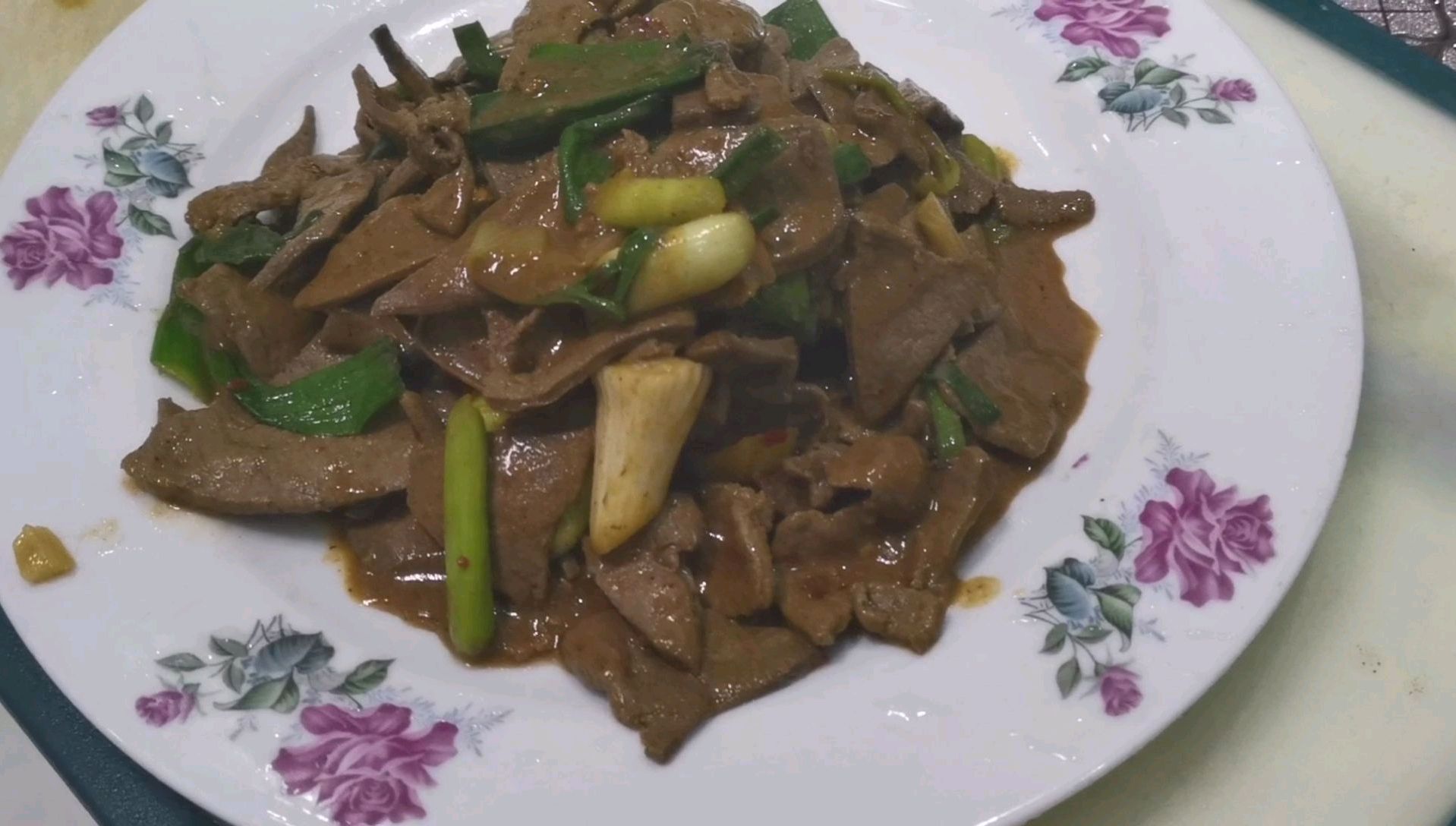 家里有孕或者小朋友的看一看,聪明又健康的补铁美食!喷香炒肝尖