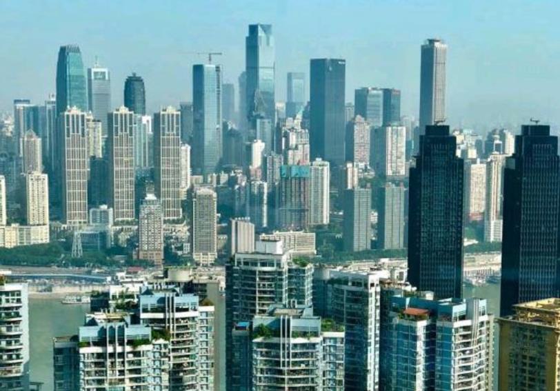 一座钢筋水泥森林城市,看着这么密集的高楼,问问你有什么感想?
