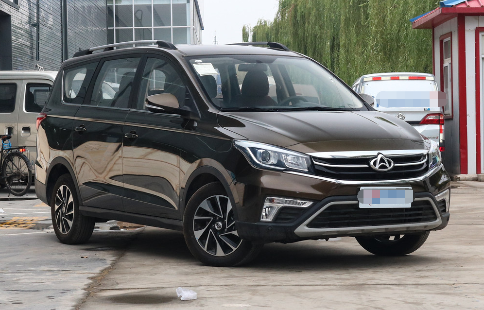 造型出众的长安-欧尚a800,外观十分灵动,是个引人注目的家伙