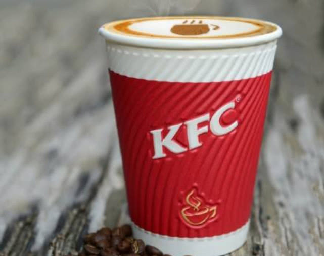 肯德基咖啡十几元,星巴客却要几十元,贵在哪?网友:享受不同!