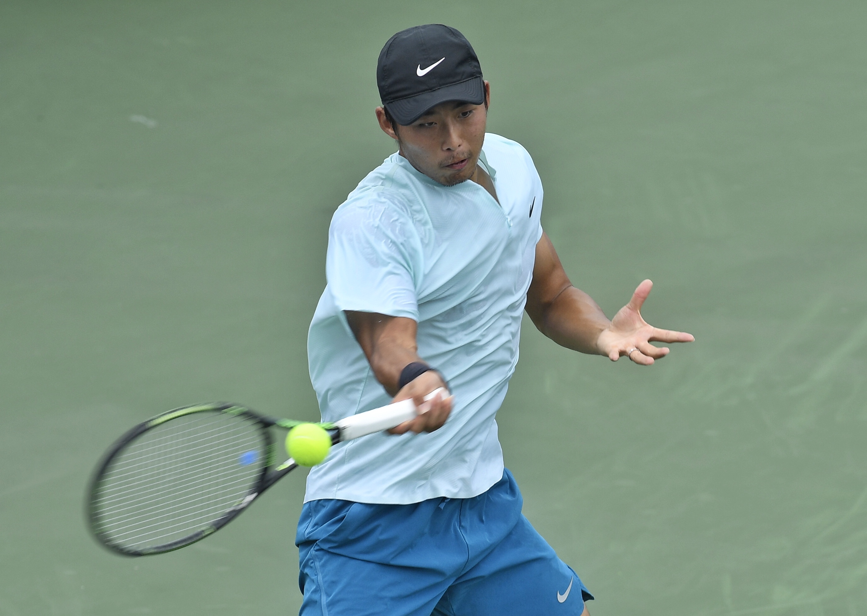 网球——成都国际挑战赛:中国选手张择晋级十六强(4)