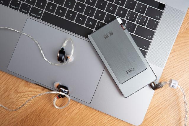 飞傲年度"硬核"产品,q5s便携解码耳放一体机体验