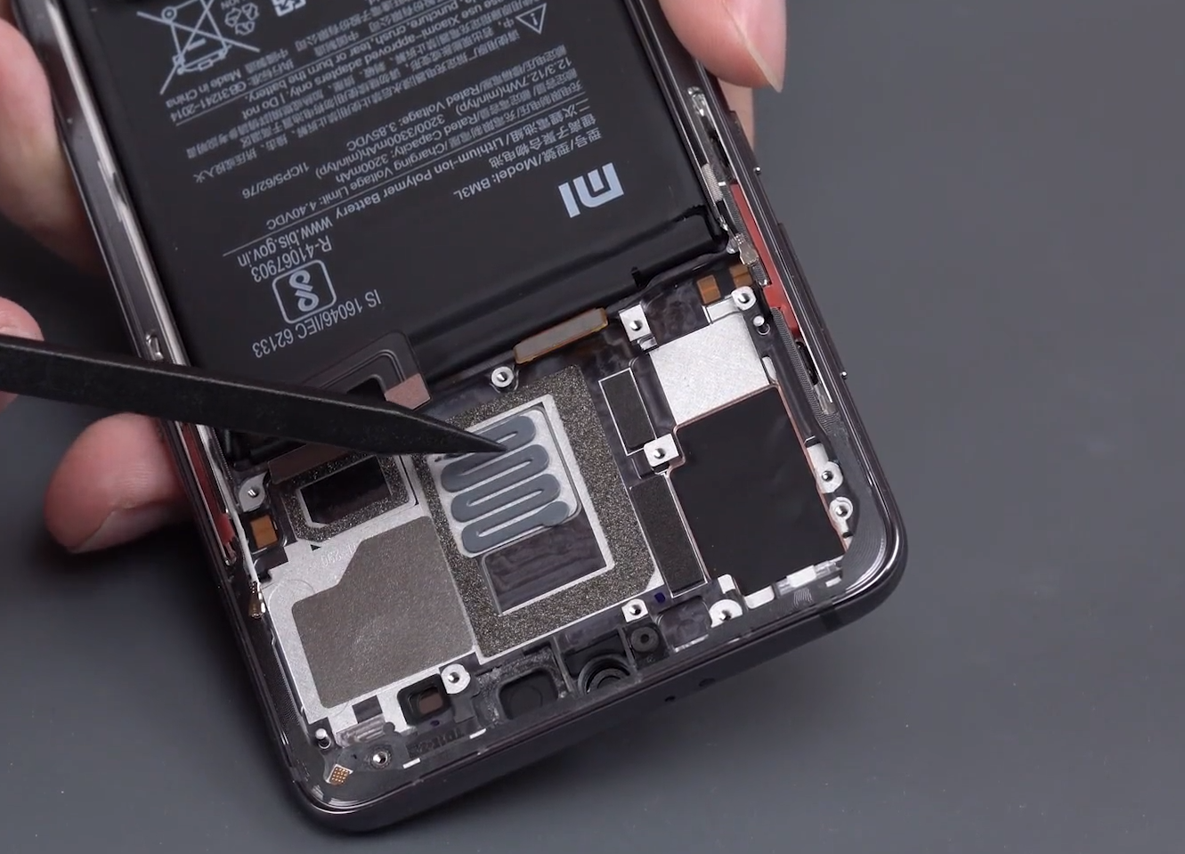 小米9拆机之后,"战斗天使"依然有料