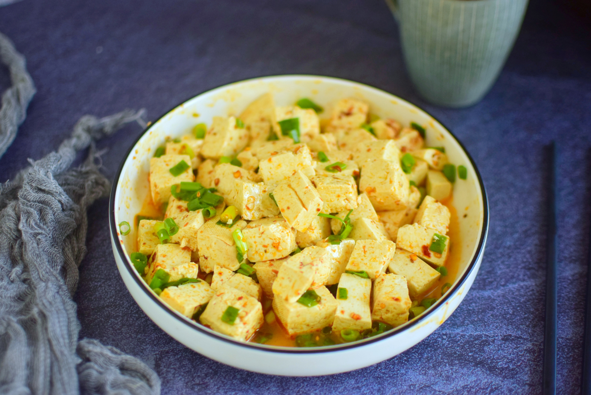 小葱拌豆腐怎样不破碎,多加2步,豆腐紧致没豆腥味,下酒必备菜