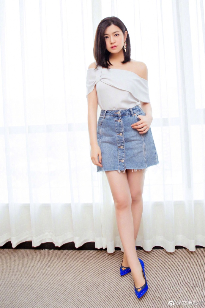 陈妍希:热心公益的辣妈,少女感爆棚的小媳妇,结婚多年感情依旧