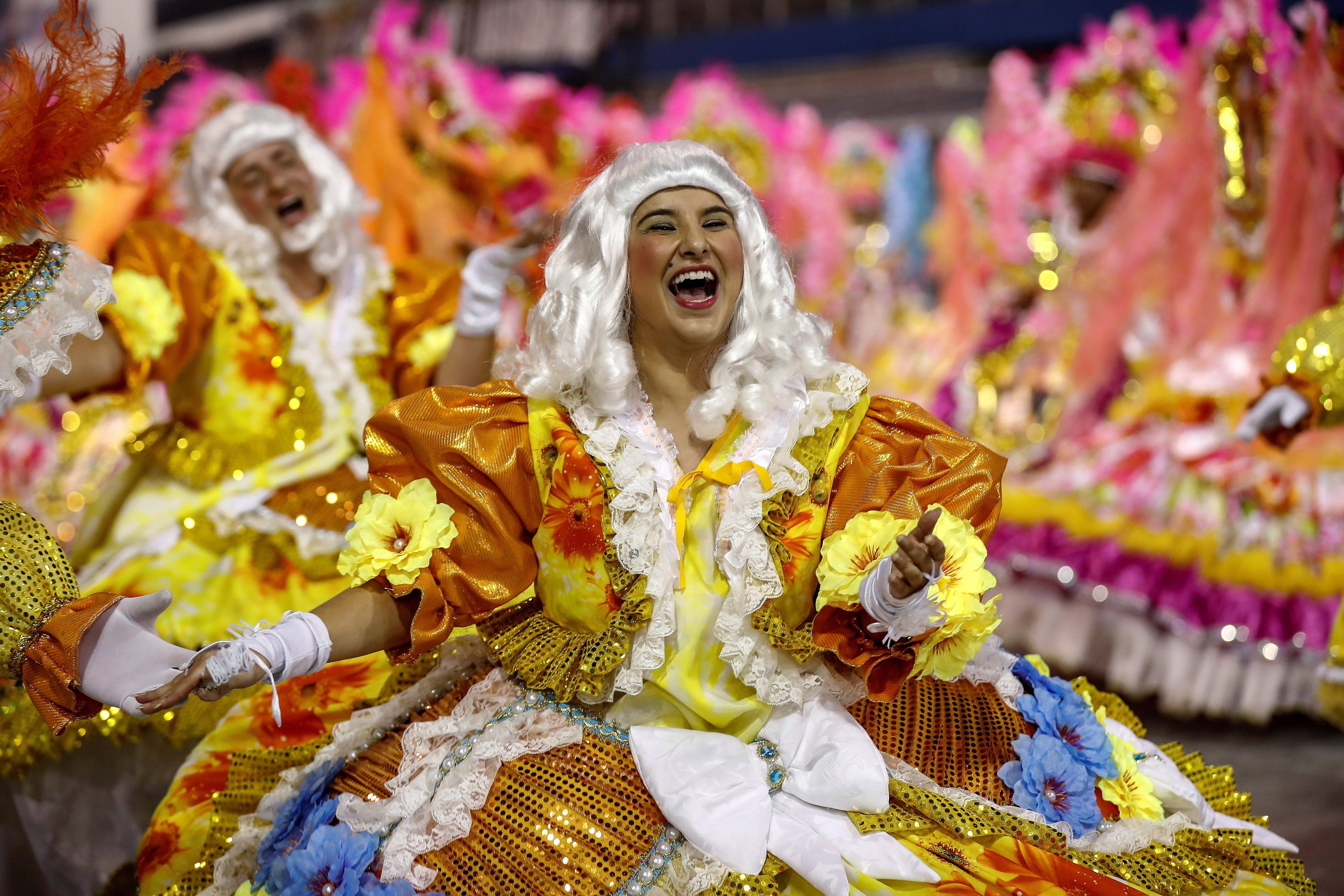 巴西狂欢节继续进行(63)