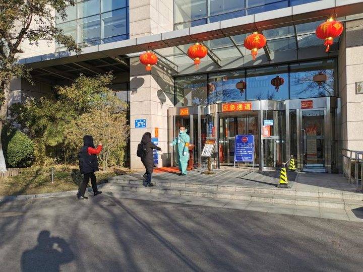 党员先上|鲁商物业孙燕:抗疫一个多月睡公司,喝水都要挤时间