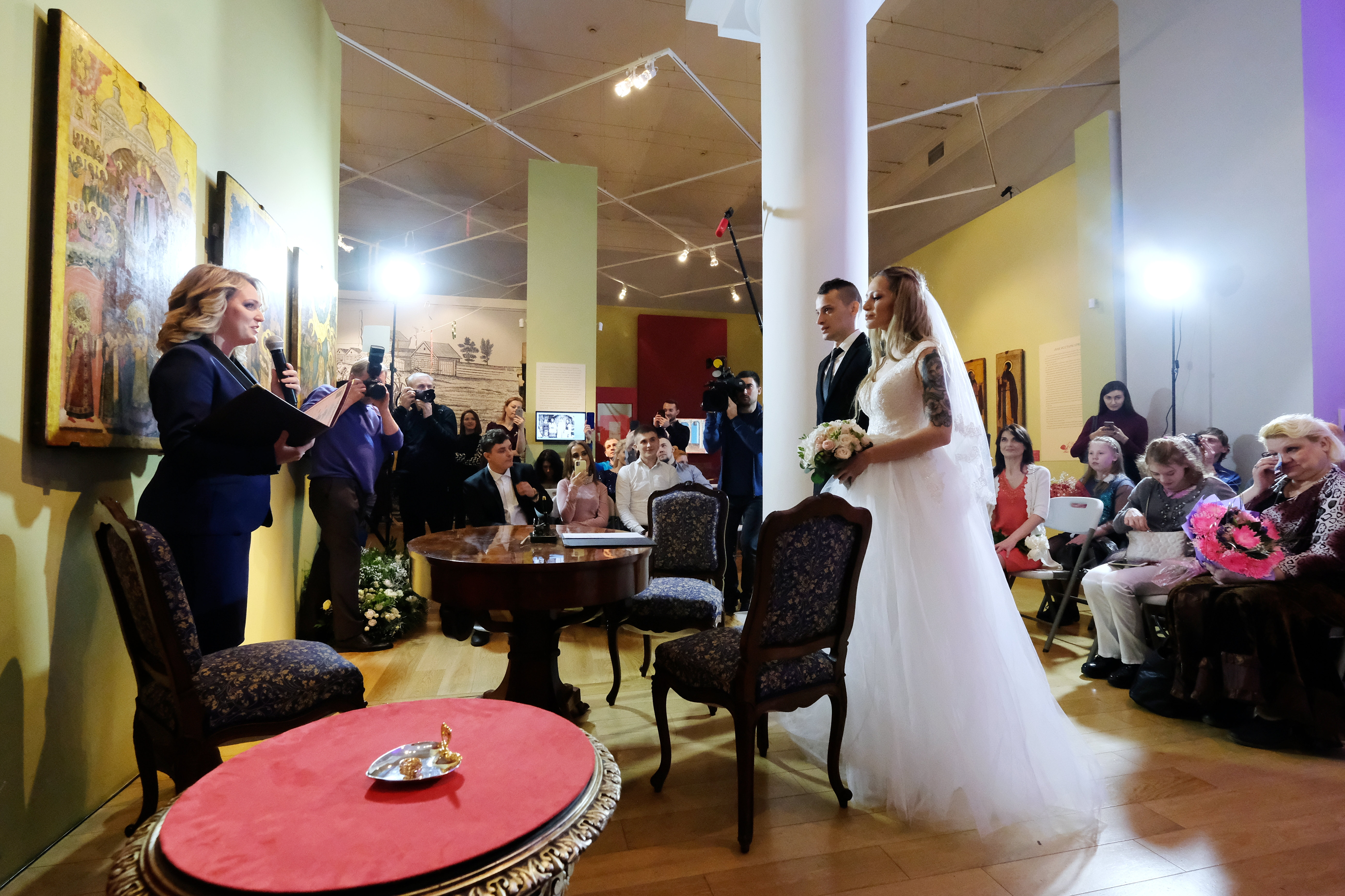 俄罗斯国家历史博物馆举行俄式婚礼文化展(1)