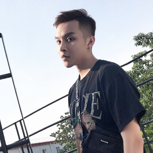 小猪先生为传递爱心,成器官捐献志愿者,网友:不光帅还善良