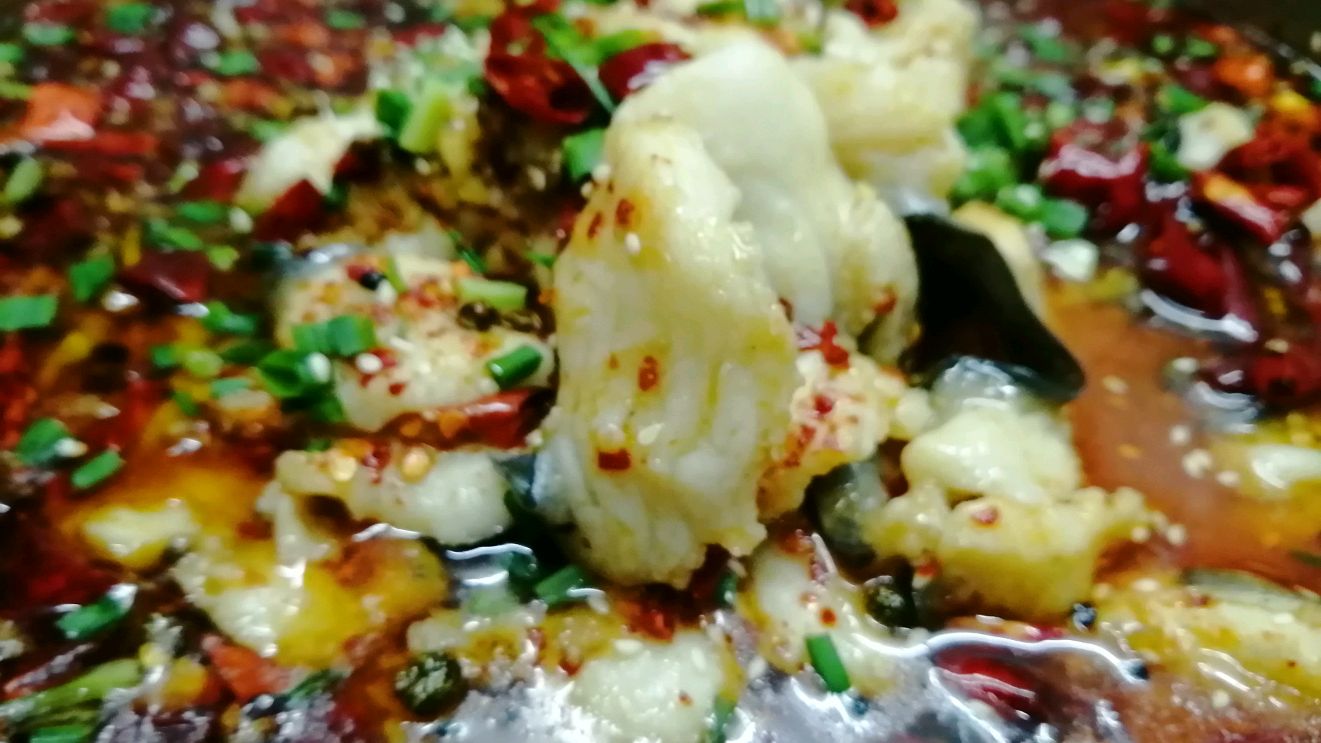 川菜厨师教你麻辣鱼片做法,做法简单用江团更带劲!