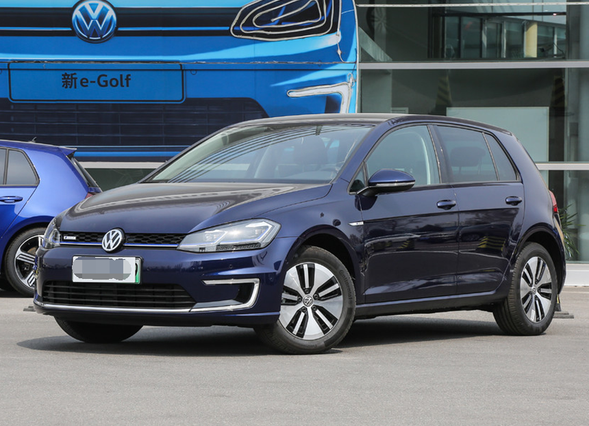 给大家品鉴一下大众进口 e-golf 海潮蓝基本型的入手感受