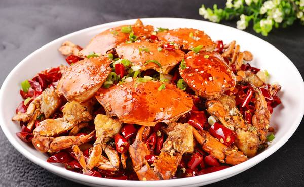 爆炒螃蟹这样做,让人食欲大开,闺蜜吃了不想走