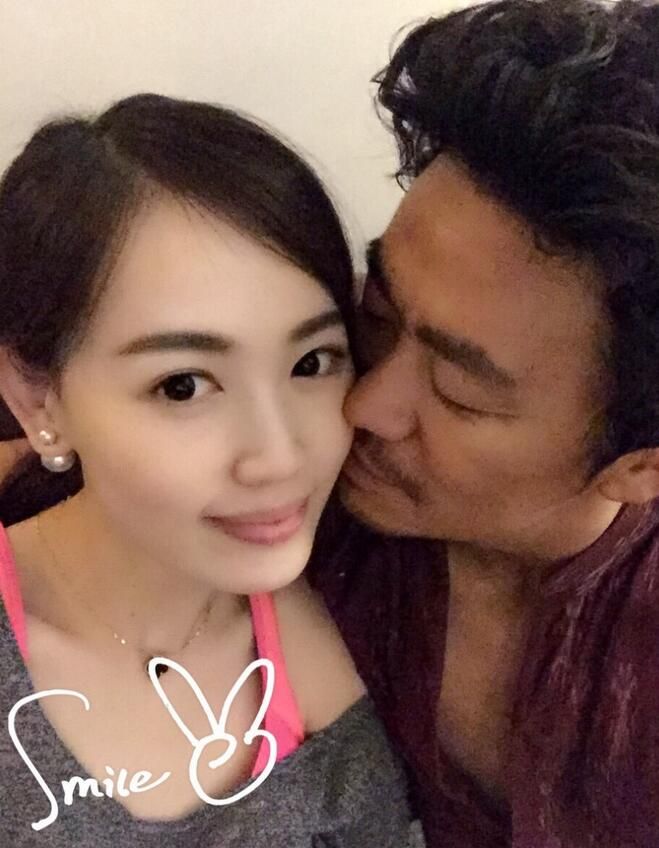 马蓉参加《非诚勿扰》,刚上场24盏灯就全灭,网友:真有脸上节目