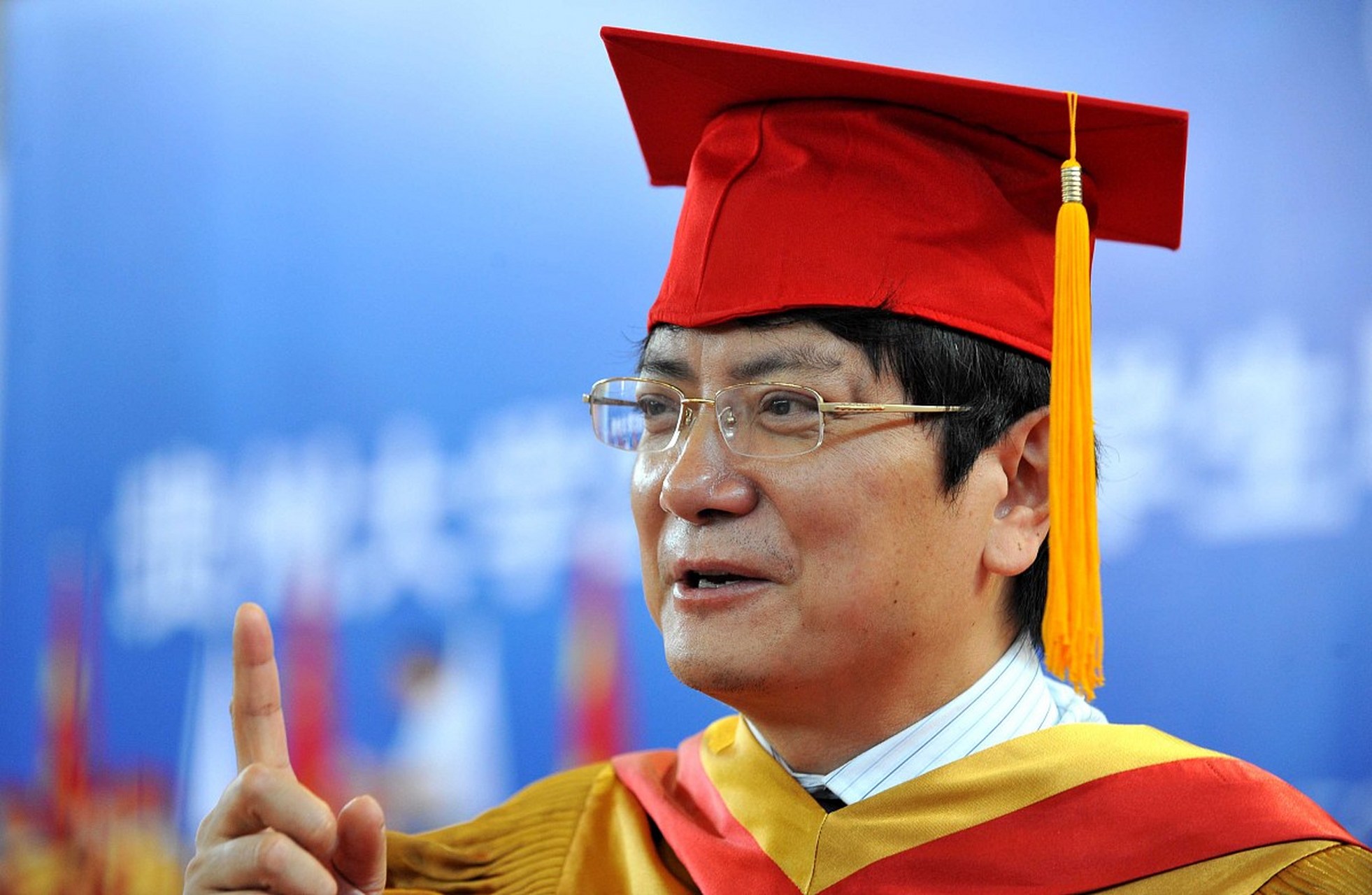 知名教授郑强被举报"婚内出轨包养情妇",本人回应:恶意编造,发布人系