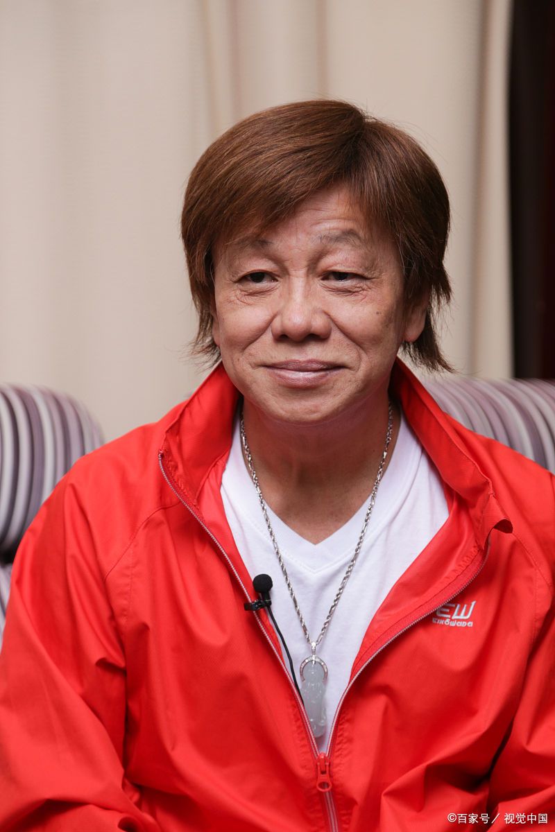 梁小龙用自己的经历告诉我们,做人要有原则,要有信念,要有骨气