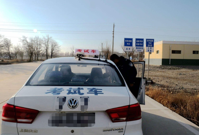 驾校科三女生照片（驾校科目三考试图片） 驾校科三女生照片（驾校科目三测验
图片）《科目三女孩》 女科知识