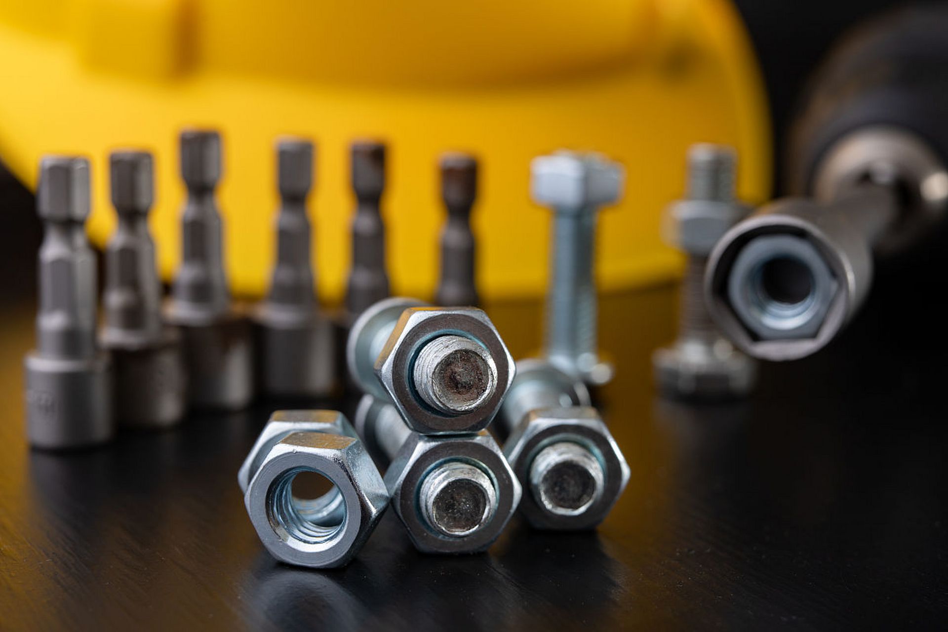 48是一款高品质,高性能的机械紧固件,高强度,高硬度,防松性能强,互换