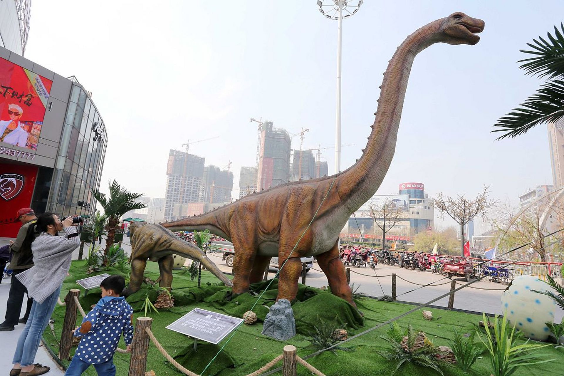 恐龙# #恐龙是怎样灭绝的# #自贡方特恐龙王国全新升级将新春# #恐龙