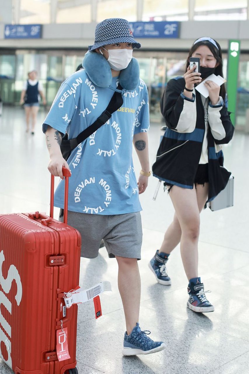 pgonediss盛宇?网友:蹭流量想的美,嫂子王又想秽土重生了?