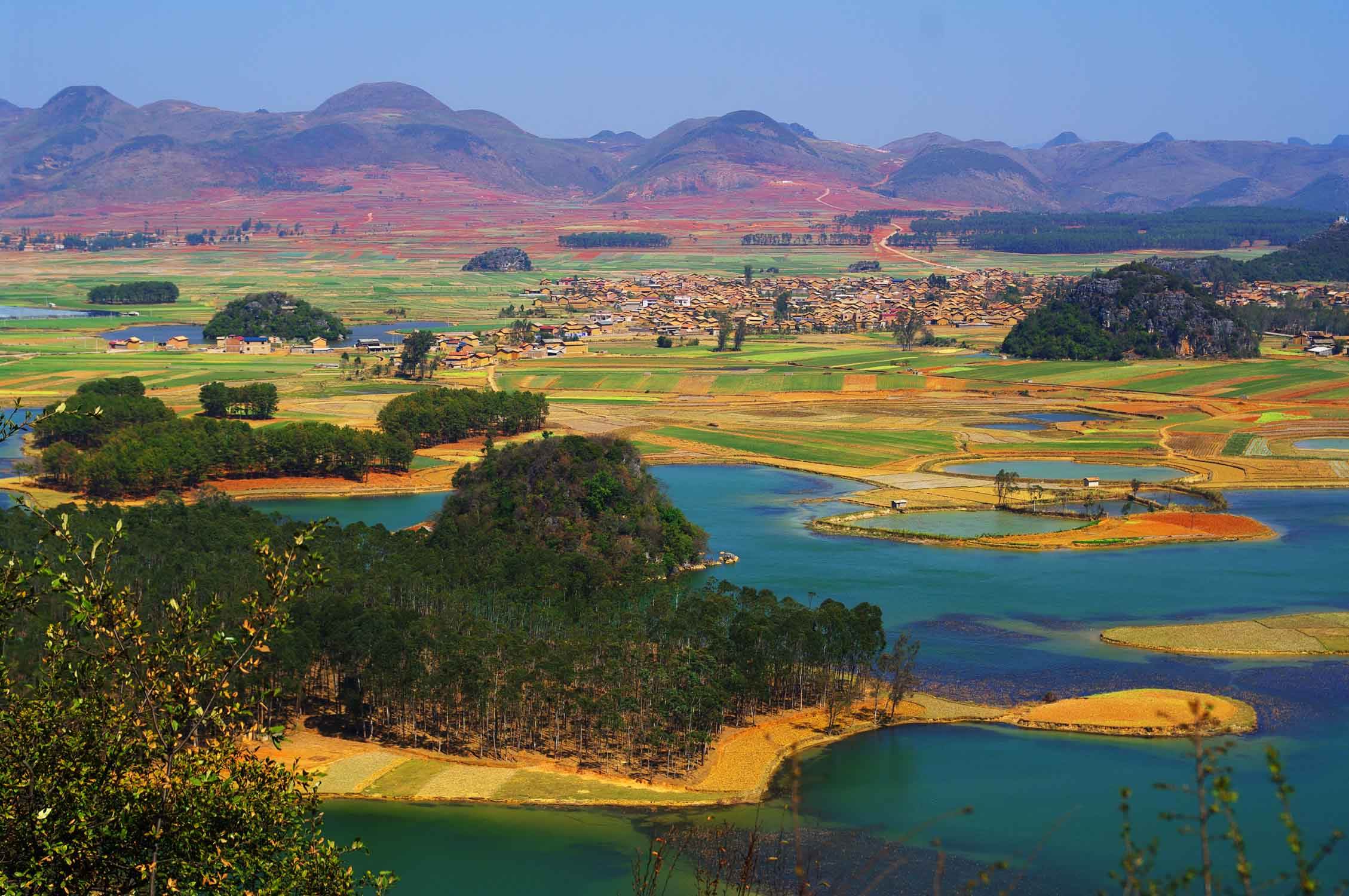 普者黑景区真实照片,民族文化独特,景点众多且地貌奇特