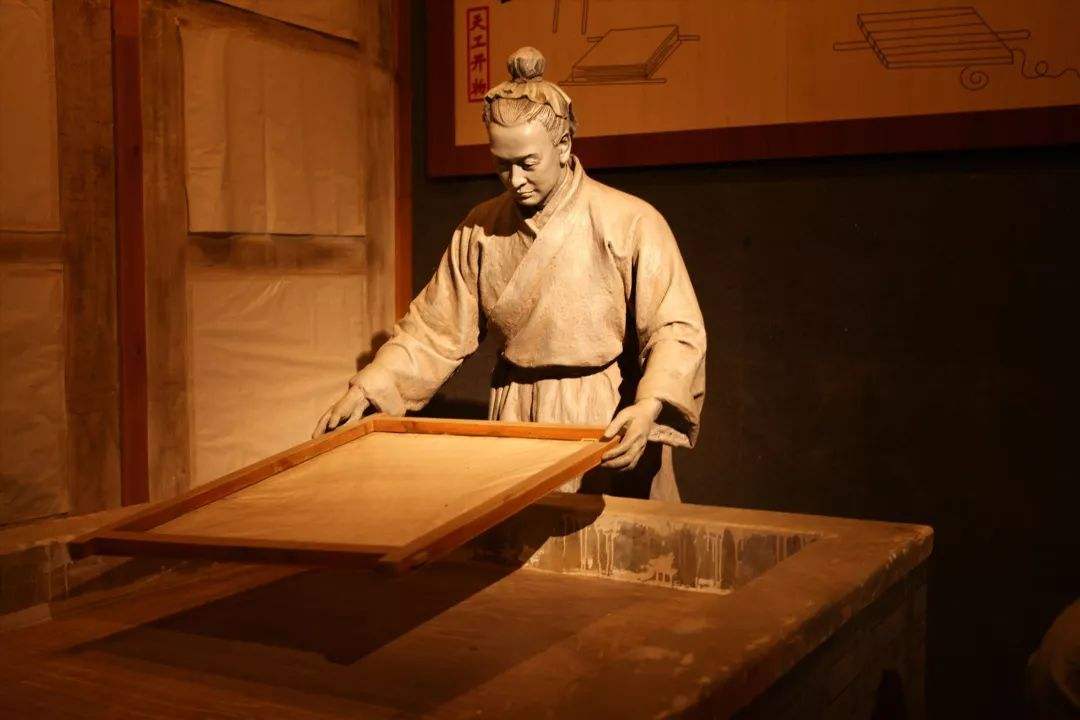 华夏文明历史,告别简牍中国四大发明之一造纸术