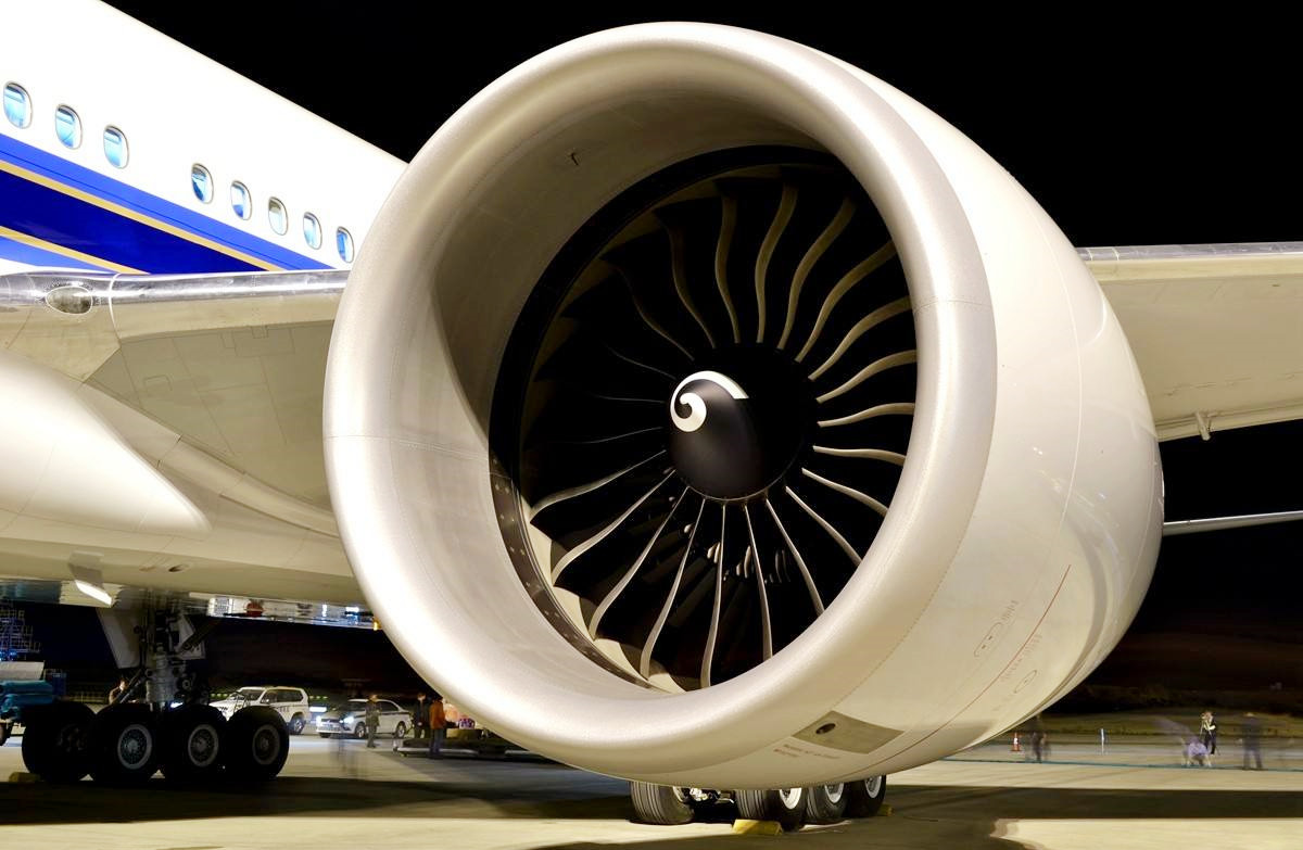全球推力最大的航空发动机,直径比波音737还大,美国制造