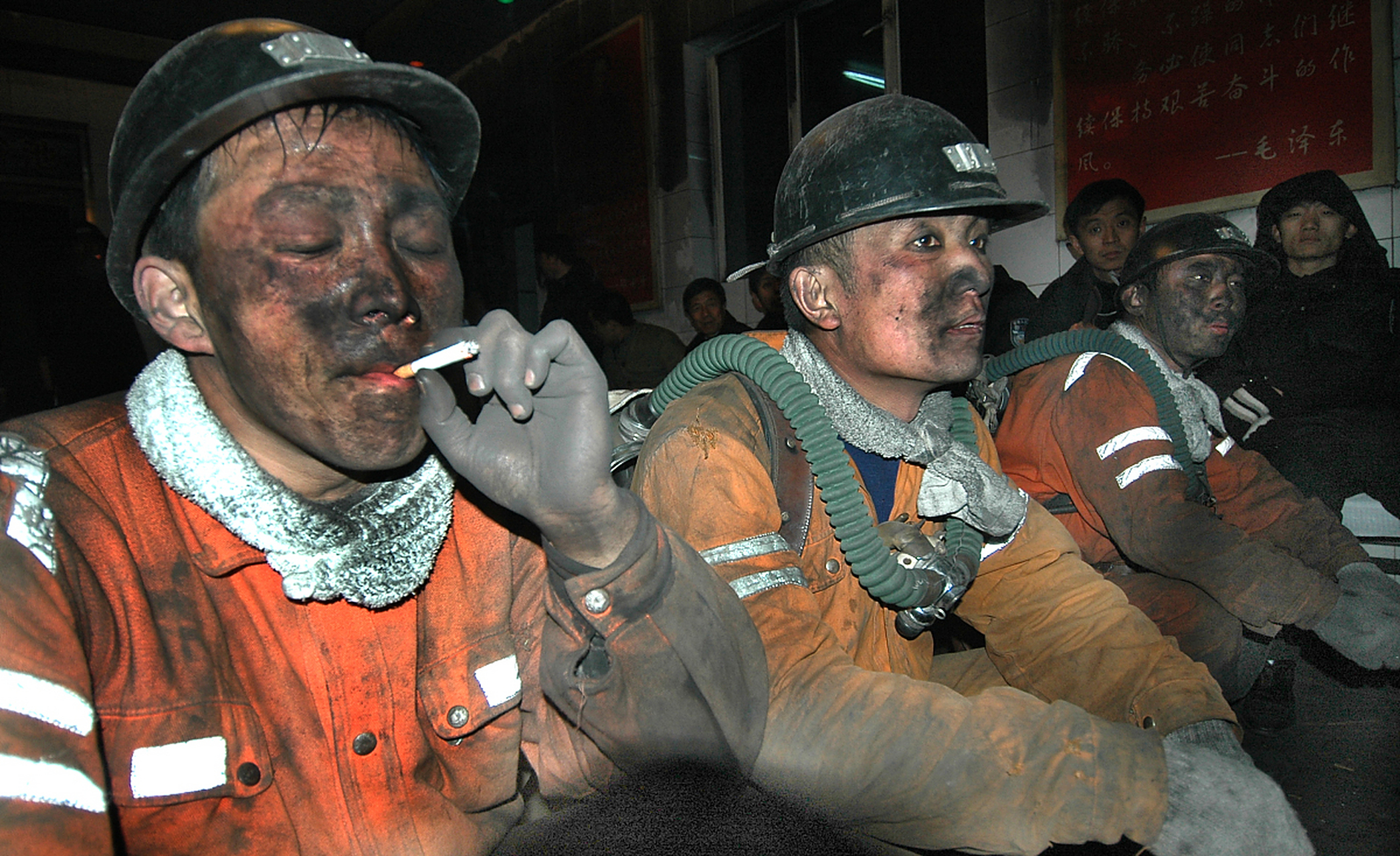 河南平顶山煤矿事故8人遇难,8人失联,该矿负责人已被公安控制,真是让