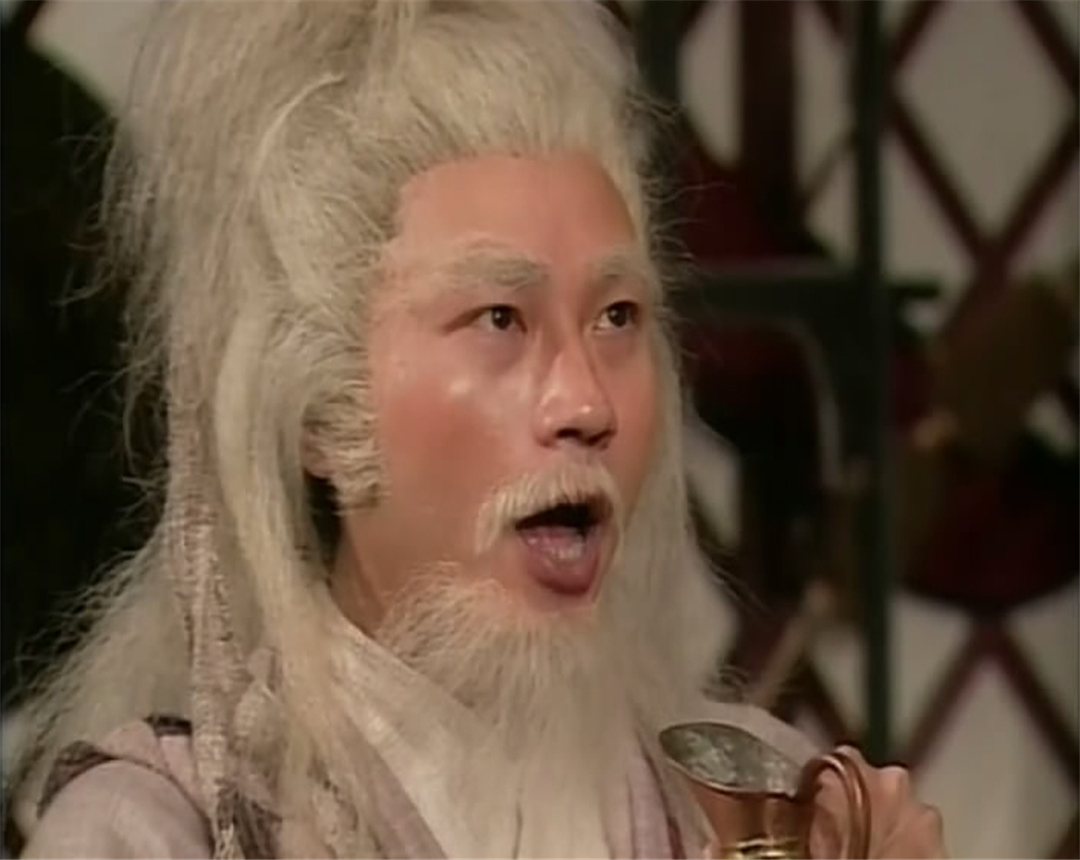 郭靖和周伯通谁的武功更高?