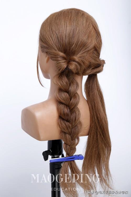 俏皮的双发辫,给你十足活力