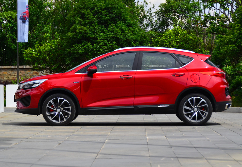 帝豪gs-领潮版,回头率相当的高,成熟稳重很有安全感!