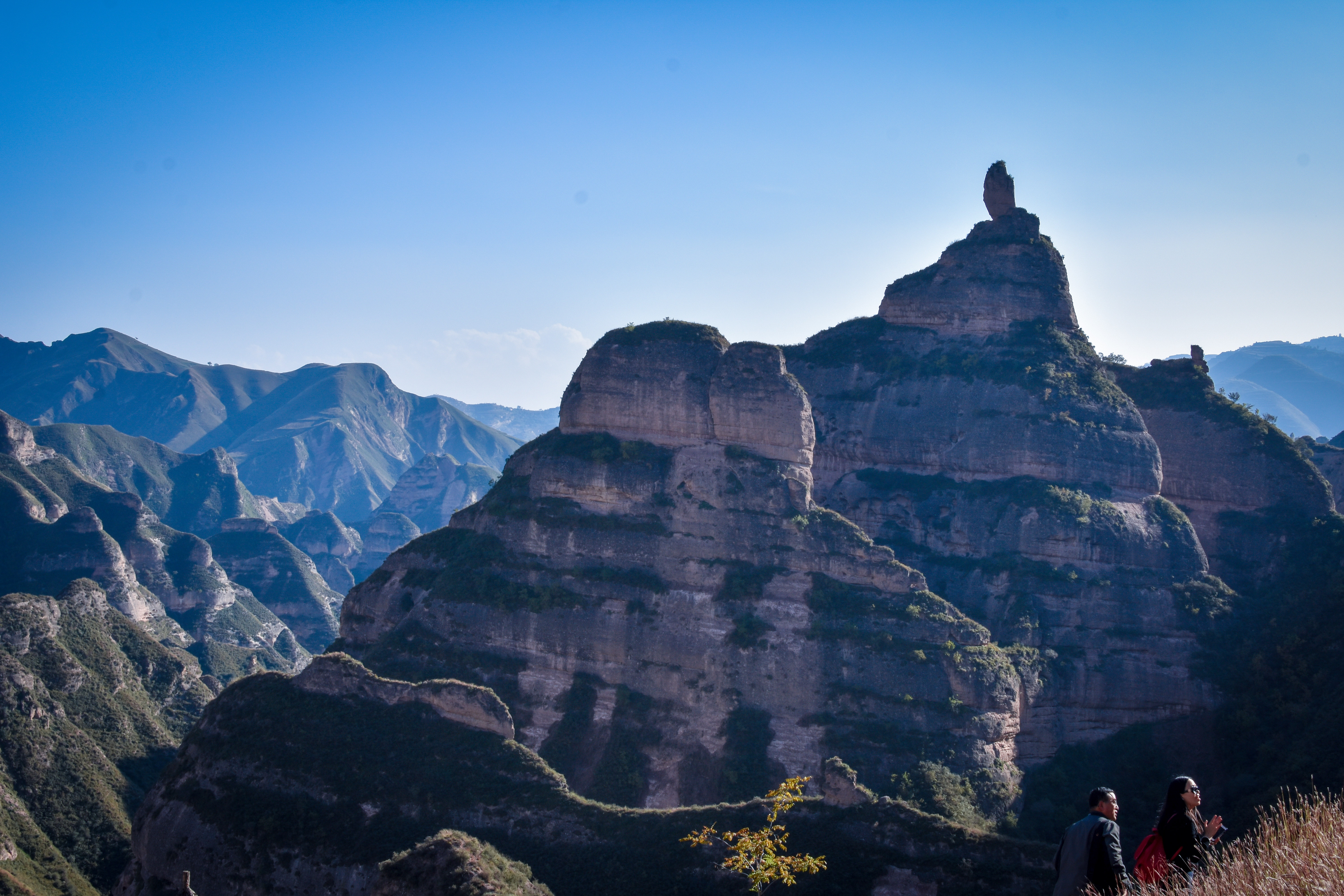 炳灵石林的靓点在于黄河以及炳灵寺.
