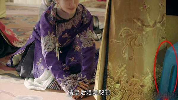 盘点《延禧攻略》的穿帮镜头,古代都有塑料板凳了?