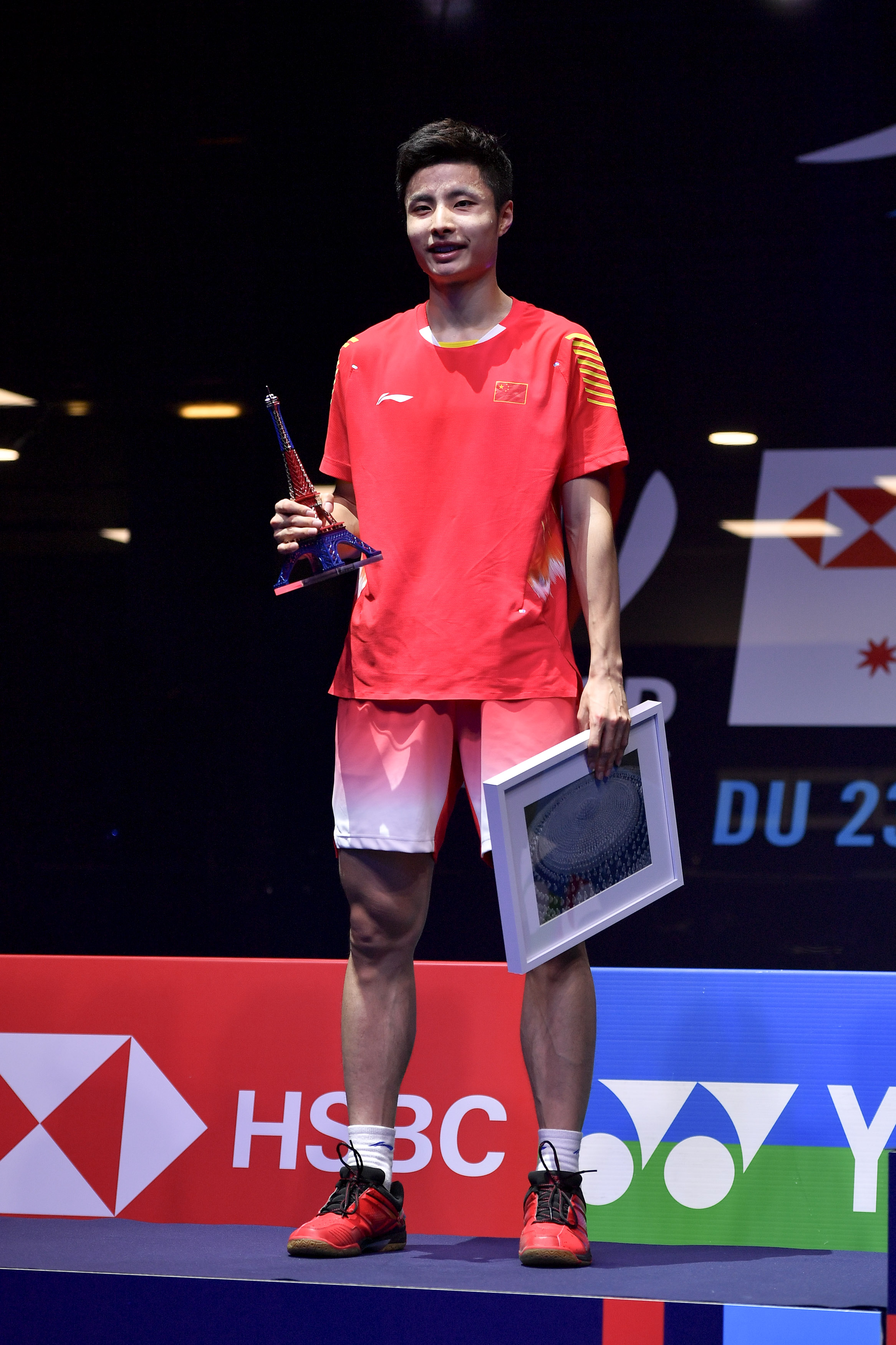 羽毛球——石宇奇获得法国公开赛男单亚军