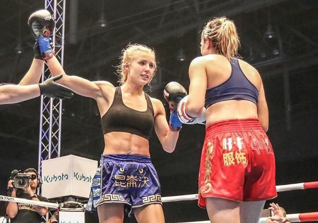 播求绯闻女友太美了!传闻已结婚生子,如今又回到中国!