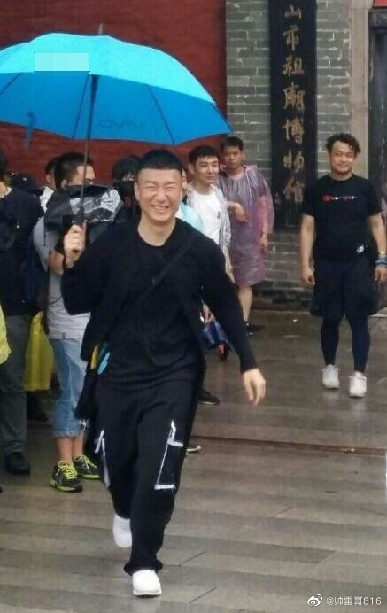 遇见美好##孙红雷# 看《二炮手》,觉得红雷哥颠覆了以往的大哥形象