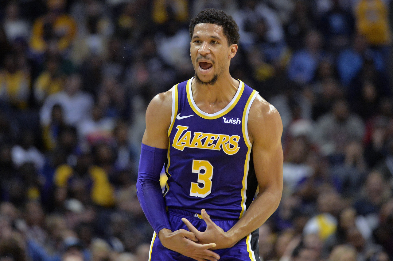 约什-哈特单场送出5次抢断 创个人生涯新高