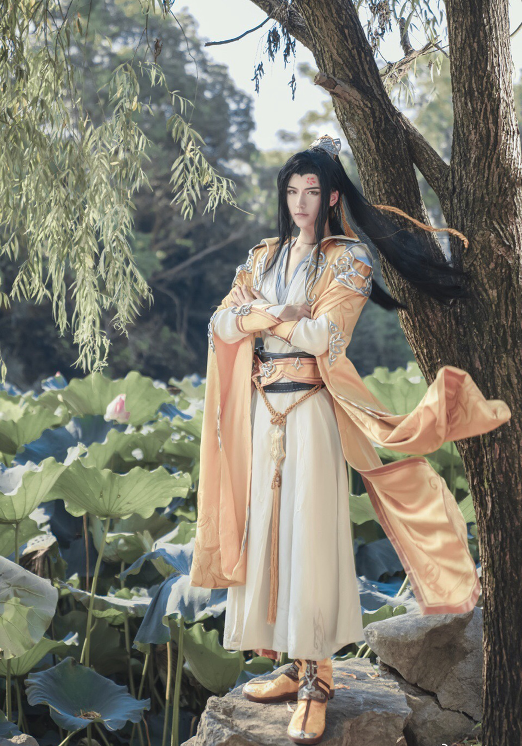 云裳羽衣叶英cos:如水光阴不可追,擎云意气少年时